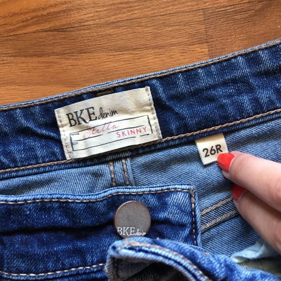 Skinny Jeans - Picture 2 of 5